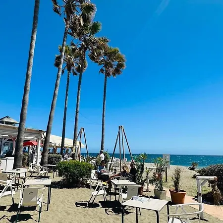 Beach House In Costa De Sol فيلة
