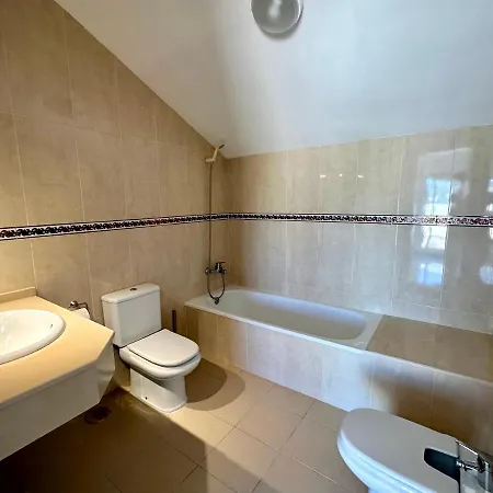 Beach House In Costa De Sol Villa *